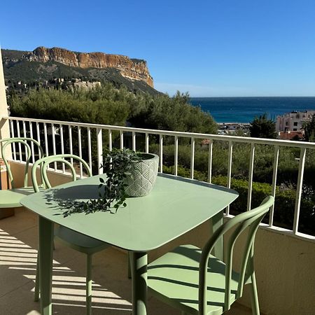 Апартаменты Le Balcon De La Rade Каси Экстерьер фото